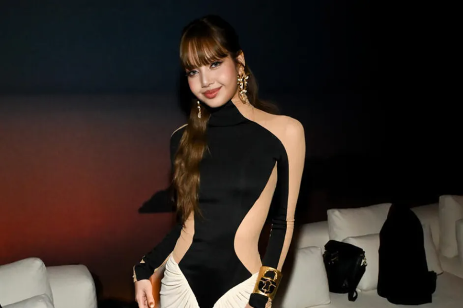 Lisa Blackpink Height