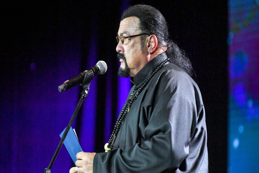 Steven Seagal Height